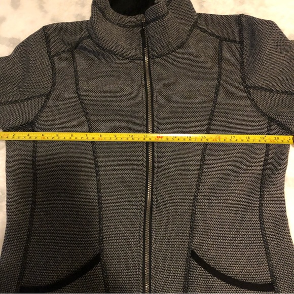 EDDIE BAUER GREY HIGH NECK ZIP-UP FLEECE. SIZE (M) - Picture 12 of 15